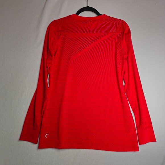 ZYIA ACTIVE Perforaded Style Top Size M - Picture 7 of 8